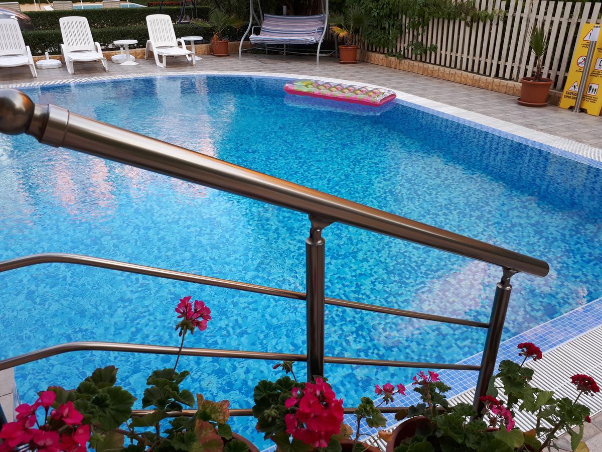 Aquaria Holiday Apartments Sunny Beach Esterno foto